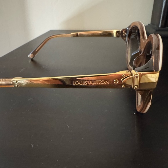 Louis Vuitton Cat Eye Sunglasses - Picture 8 of 16